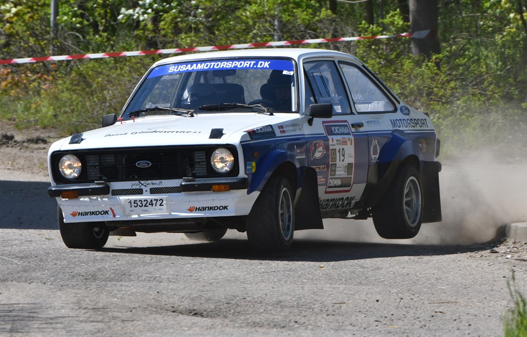 I pauserne mellem rallyerne, er Flemming Hansen aktiv i disciplinen rally special; tidligere kaldet rallysprint. Her er han på spring ved ”Ring Stigsnæs“ tidligere i år.
(Foto: specialpress@gmail.com)